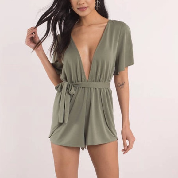 Tobi Pants - NWT Tobi Setting Fires Olive Plunging Romper - M